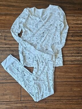 Caden Lane Color Me Unicorn & Rainbow Pajama Set‎ Size 9/10